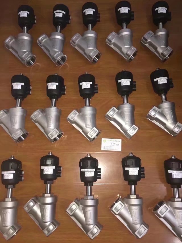 XHS35F-100-R2-SS-12GC-28V/V-CW-SM14/19-NDF؛