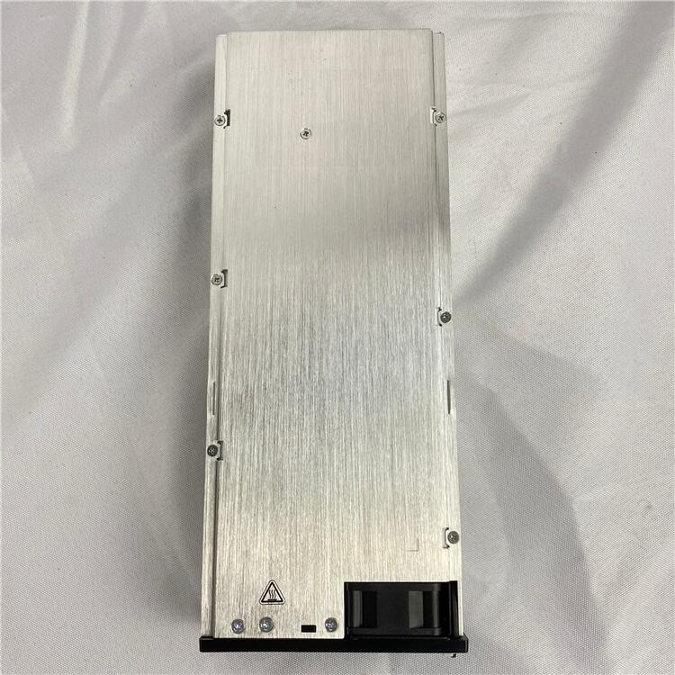 ͭR4850S1 ͨŵԴģ鳧Ұ´