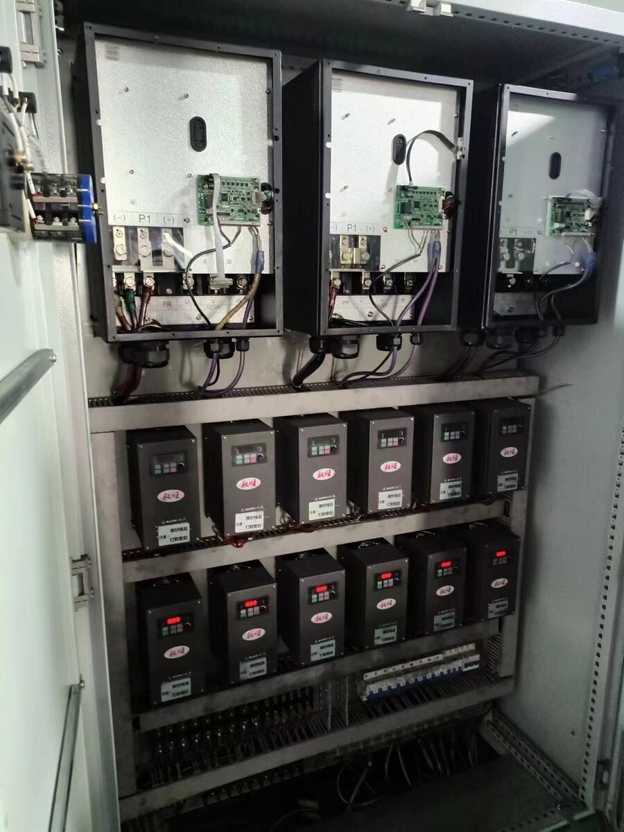 ܸ߷ʡıƵƵʸģ1.5kw