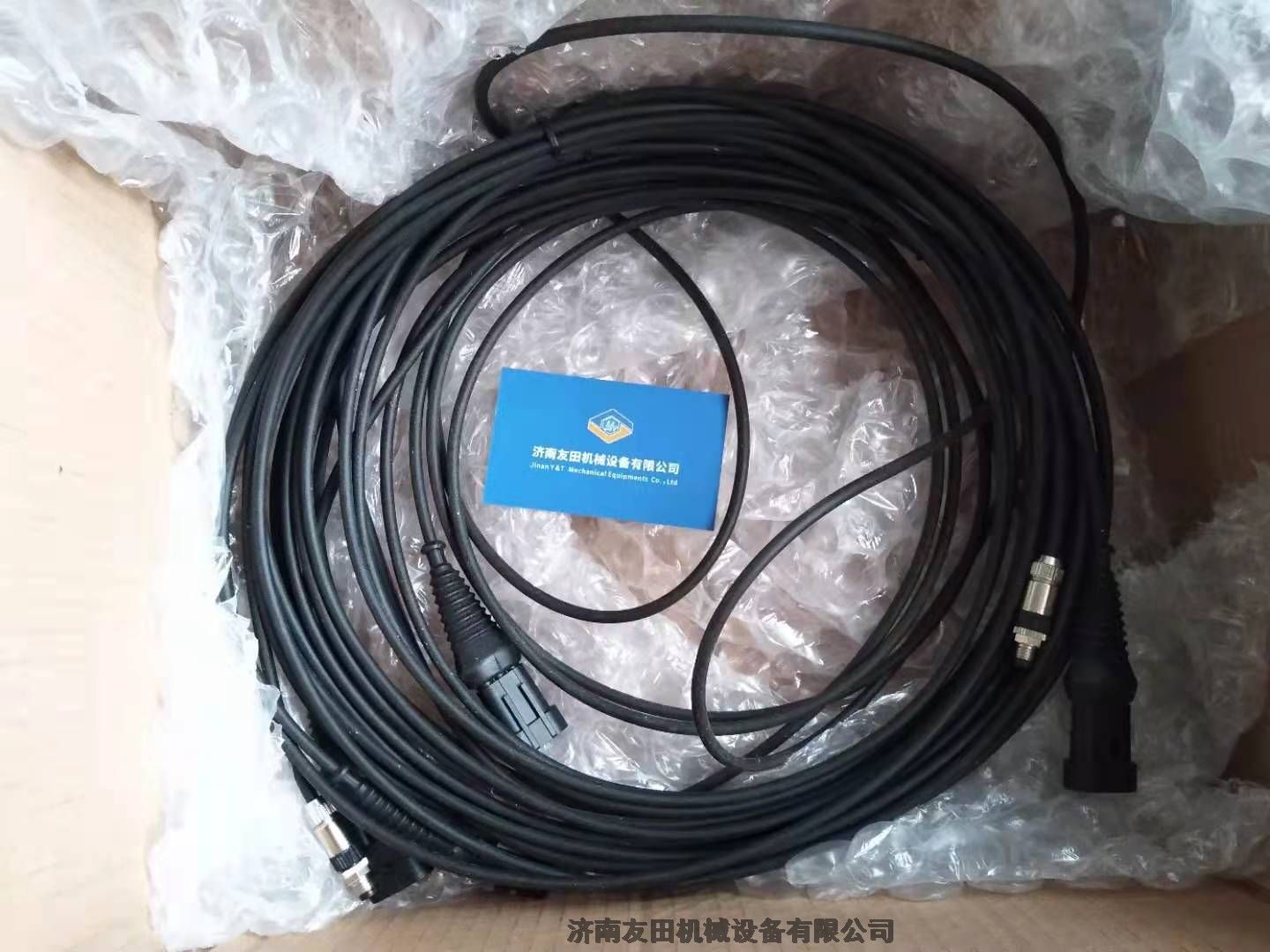 UNIVERSAL PVV PNDF16 KRW 01 ~Ƭ R2DB9G