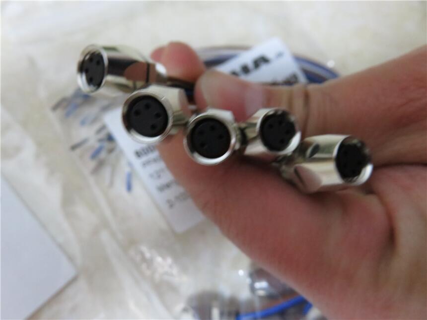 ¹ESCHAAL-WWAKK4-L-AL-WASK4/S370/S535