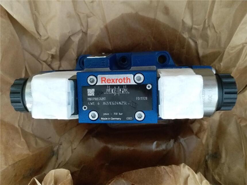 R900588201 4WE10E3X/CG24N9K4 ʿRexroth 