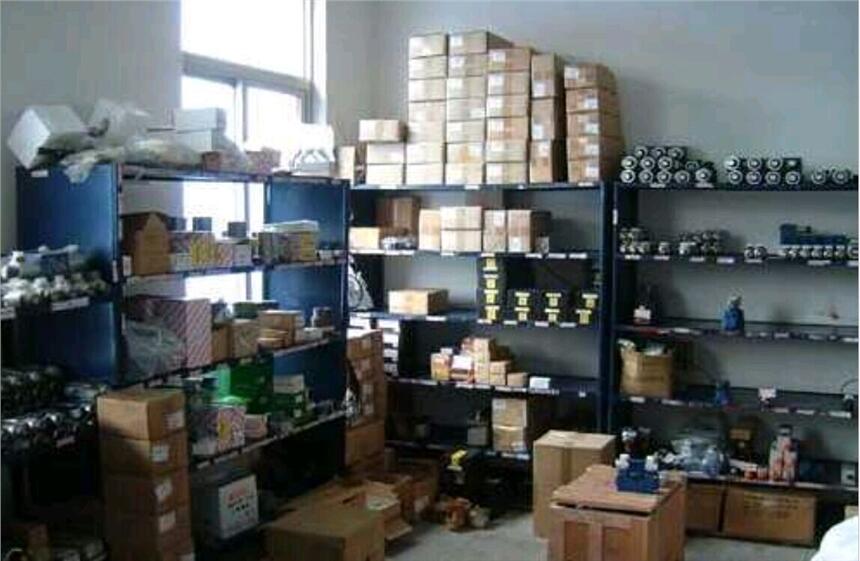 R900598583 4WE10R3X/CG24N9K4 ʿ(l)Rexroth
