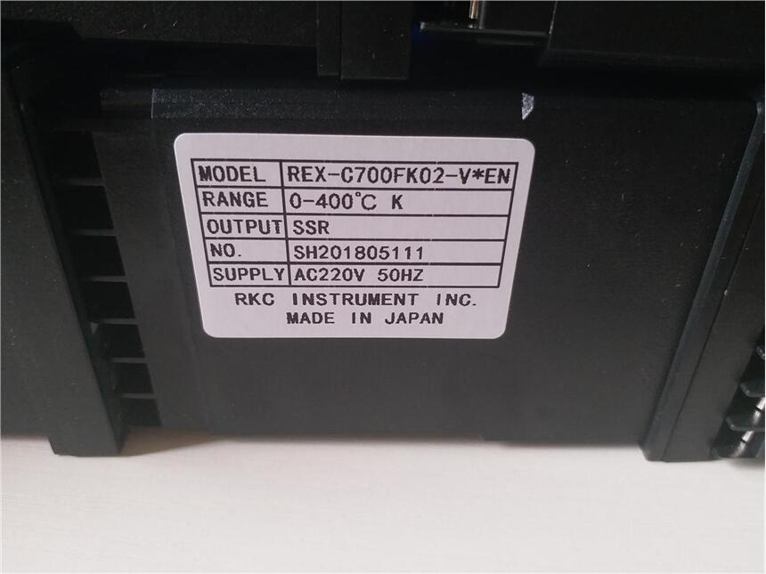 LɳCD701FK02-MM*GN-NN