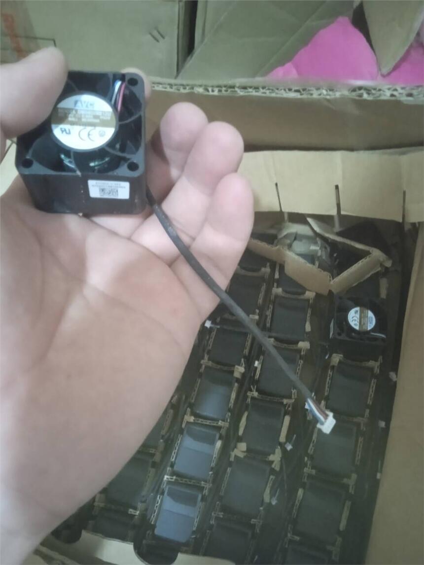 AD0405LB-C50 AD0412UB-C50 1