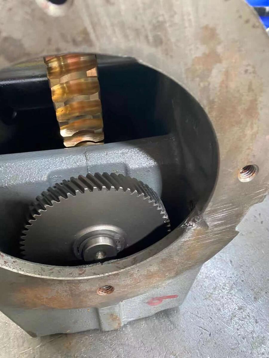 KAF57-Y1.5KW-35.7M1直角減速機