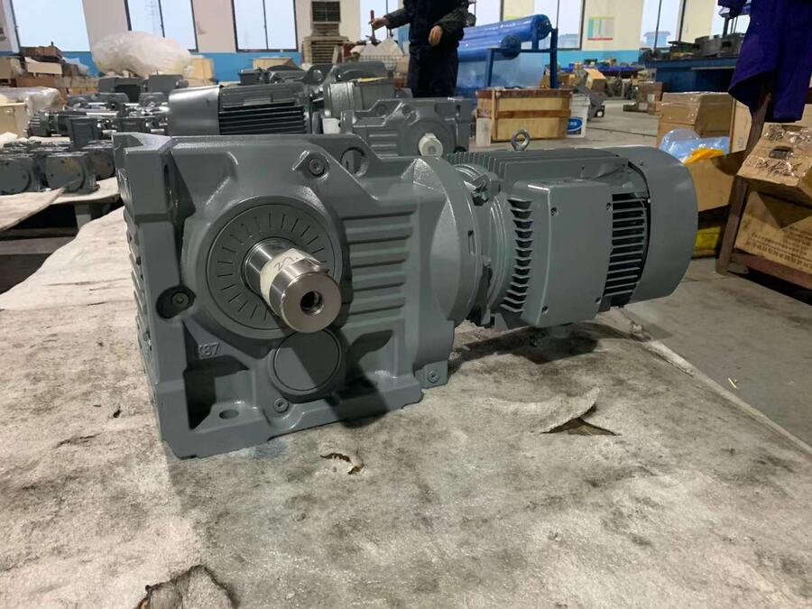 R67-Y3KW-19.89M1ӲXp