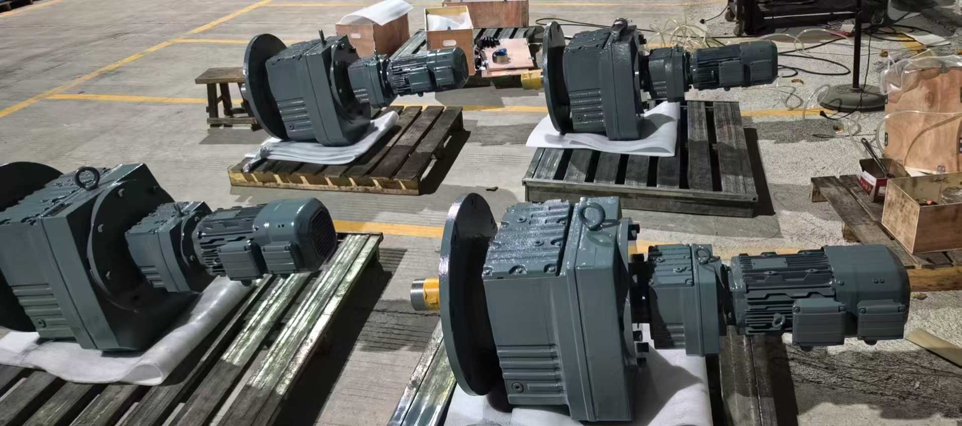 KF87-14.45M1A電機減速機MC2PLHF07