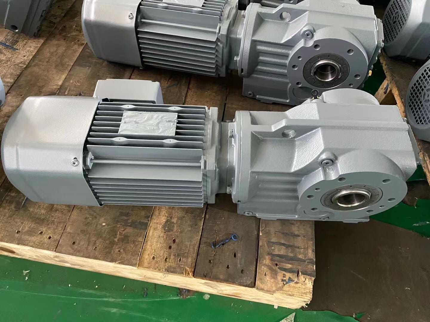 SA62-Y2.2KW-38.02M2pٙCPGC90
