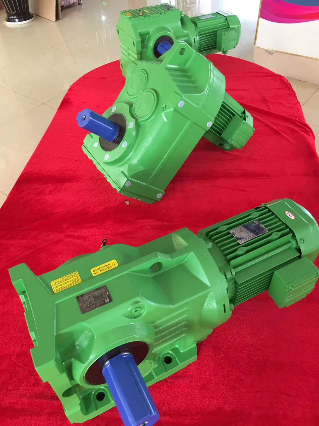 RF47-Y1.5KW-27M4-140行星減速機(jī)M5RST60
