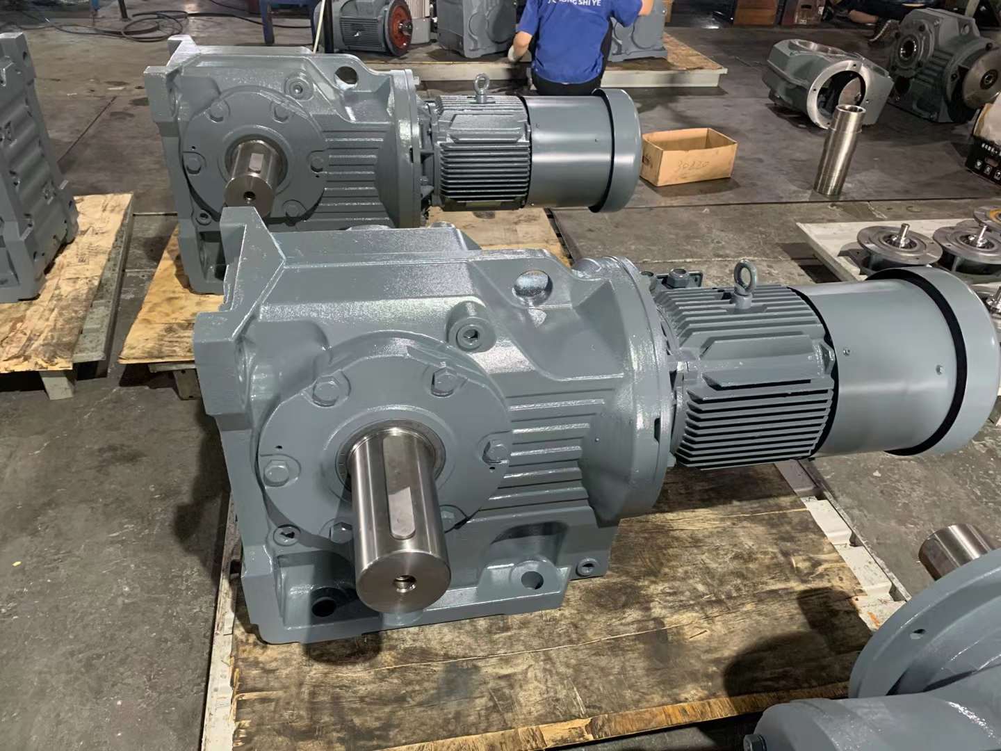 SA57-Y0.37KW-82M1D35-180pٙC(j)DLFHF02