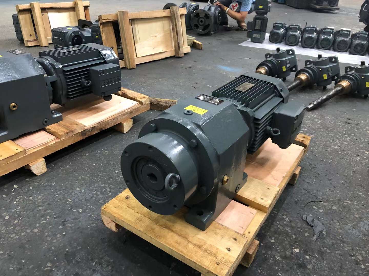 RX67-Y1.1KW-4.30M1mpٙCDLKA01