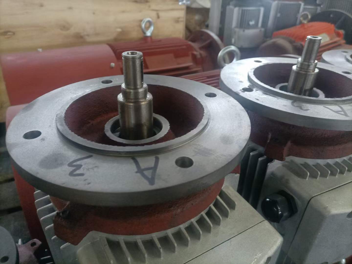 RF57-Y1.5KW-30.18M4-200攪拌減速機PEC120-3
