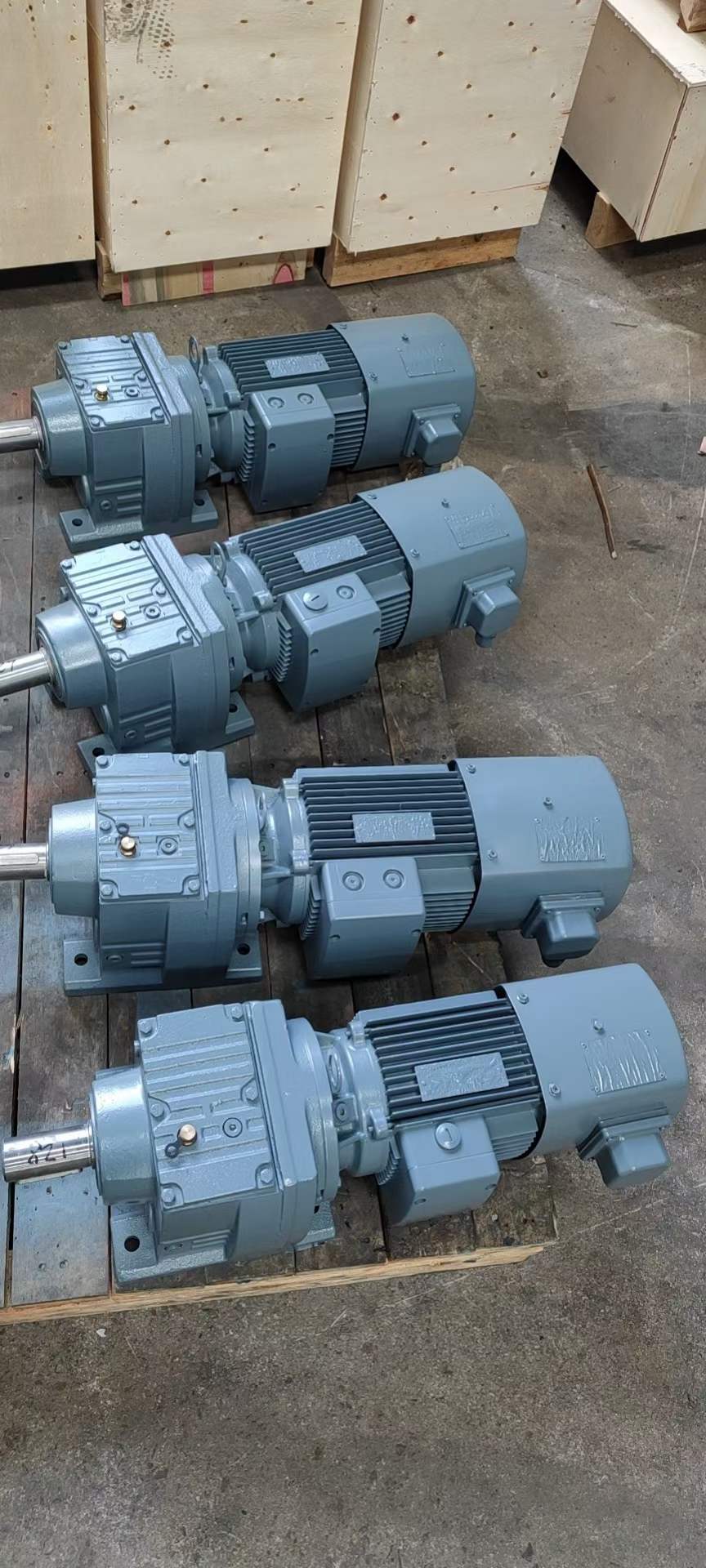 KTAF47-Y1.5KW-15-M5A齒輪減速器MC2PEHT02