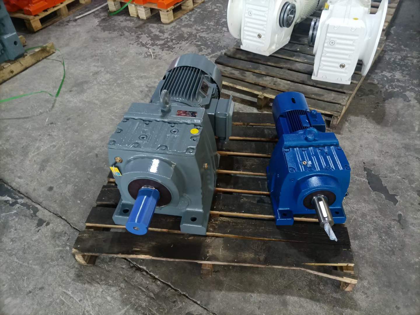 RF67-Y4KW-4.93-M1-0制動減速機MC2PLSF06