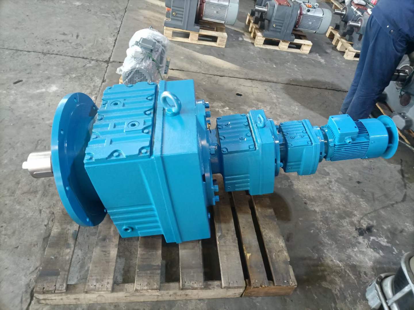 RTF37-Y1.1-NA210M1-160p늙CPGR142-3