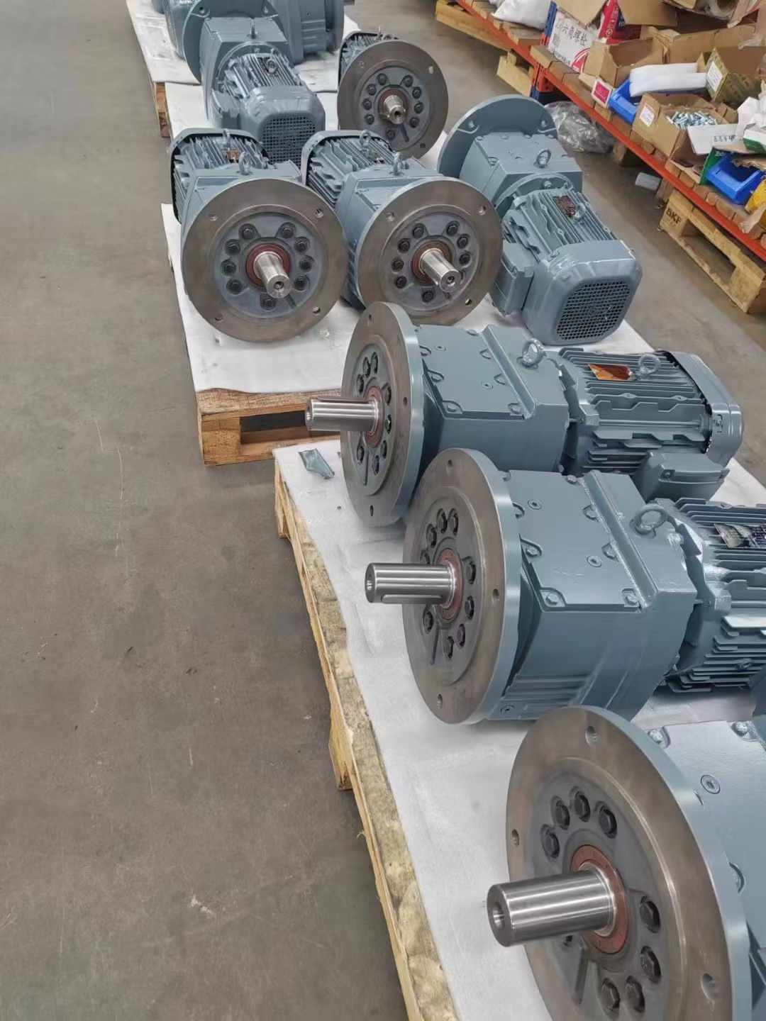 RF27-Y1.1KW-NA250-M4-160pٙCMC2PEST03