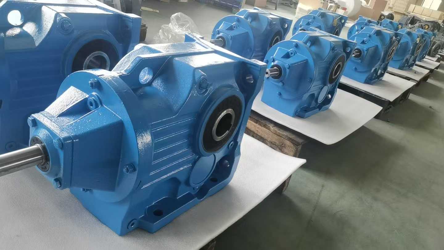RF17-Y0.37KW-35M1-140直軸減速機K68