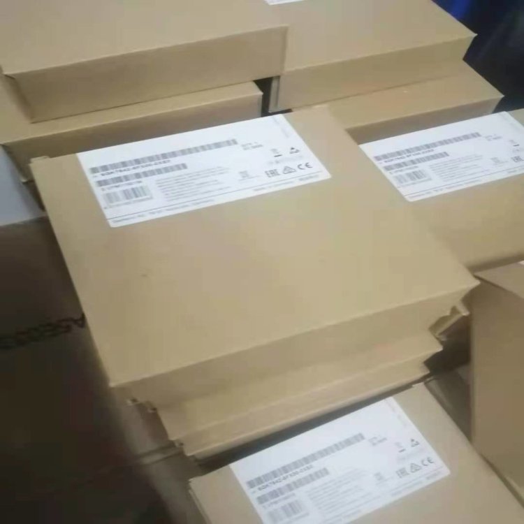 西门子紧凑型直直变频器6RP0000-0AA25-0AA0