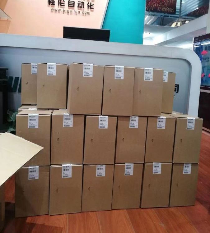 BI2-G12K-AN6X10-30VDC200MA